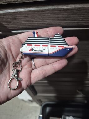Carnival Cruise Ship USB Flash Drive Keychain - White & Blue
